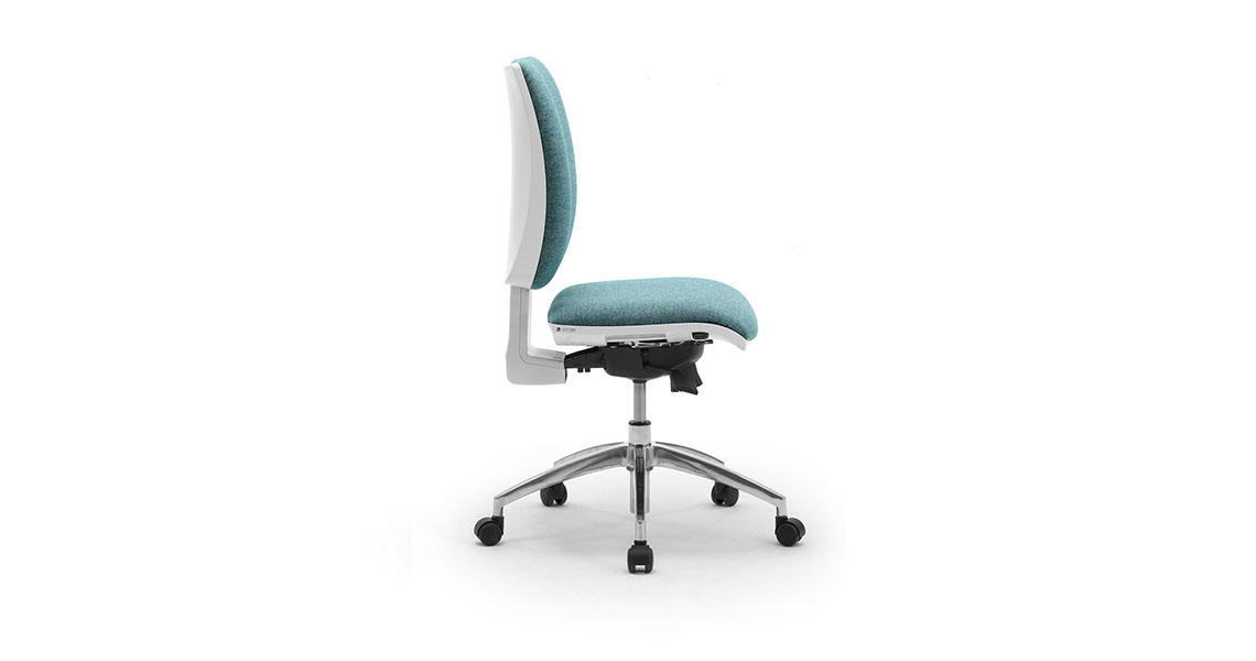 poltrone-e-sedie-per-ufficio-di-design-img-13
