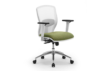 Poltrone da ufficio con braccioli e comoda rete bianca che favoriscono una corretta postura da seduti Sprint Re